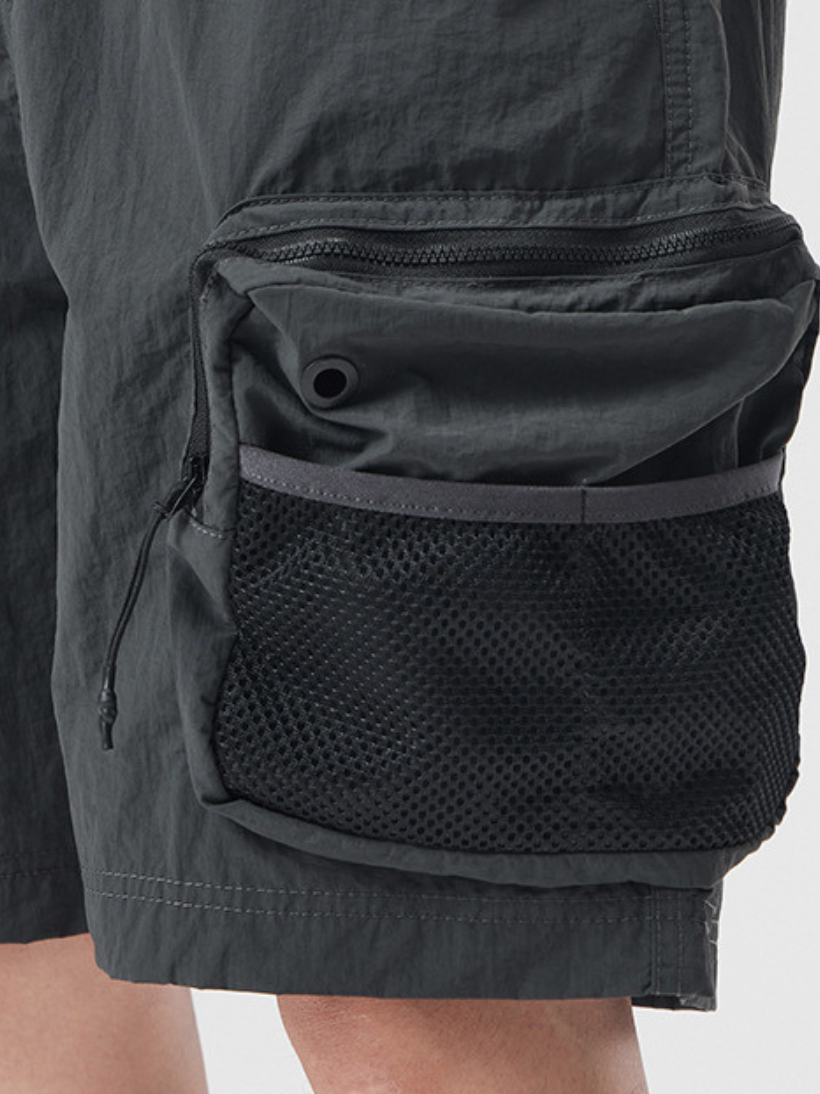 AlpineCrag - Men's Breathable Wrinkle-Resistant Cargo Shorts