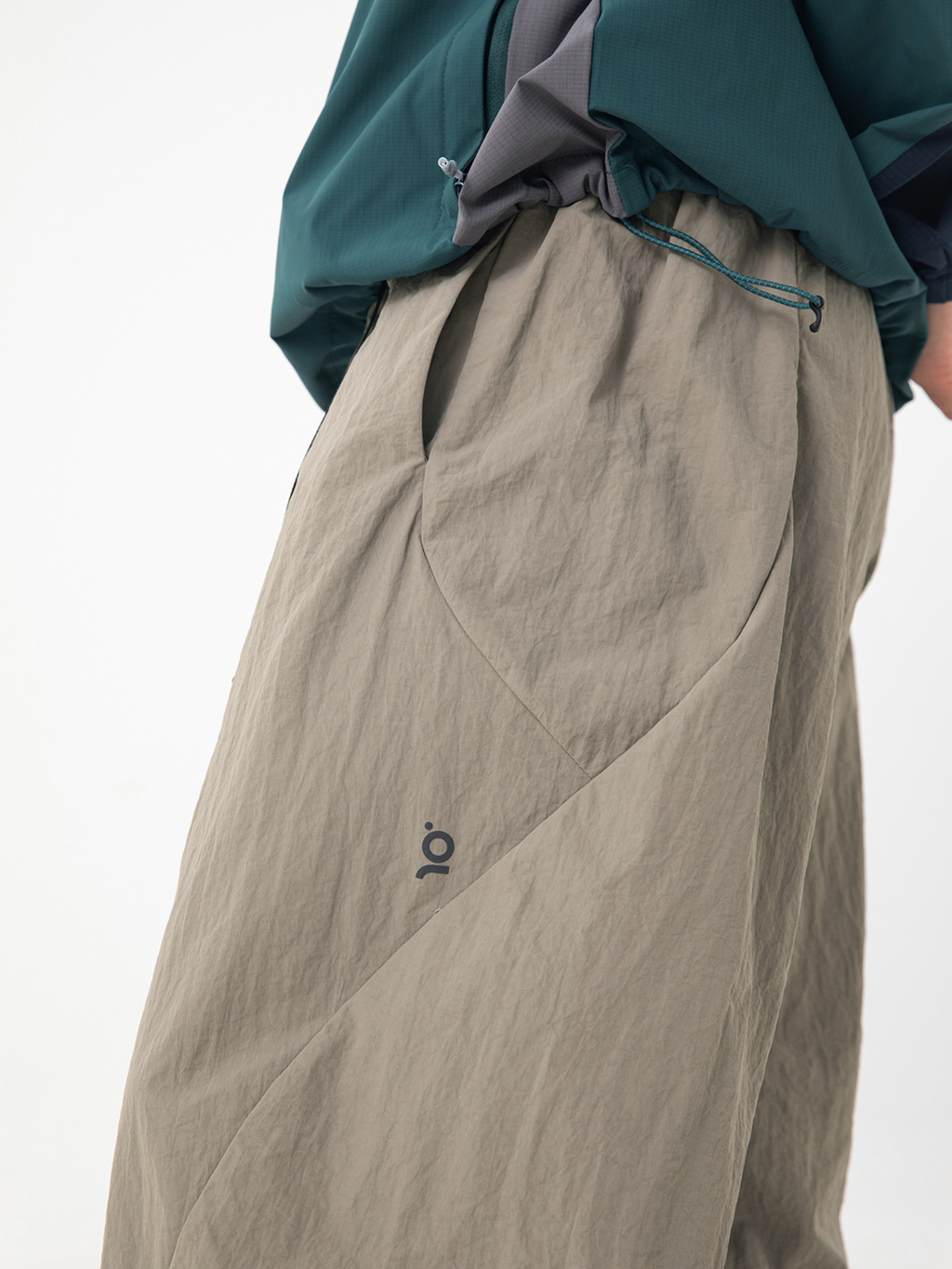 FlowLine - Unisex Water-Repellent Utility Paratrooper Pants