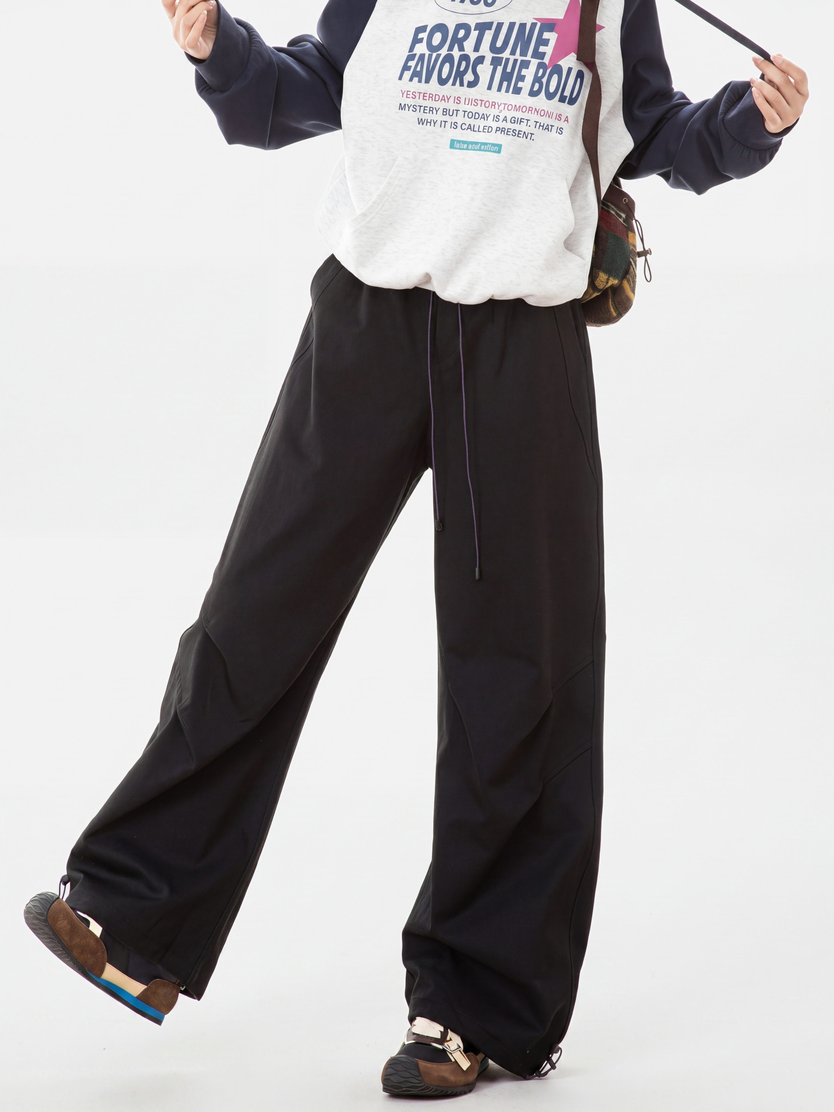 FlintPeak - Ruched Drawstring Utility Pants