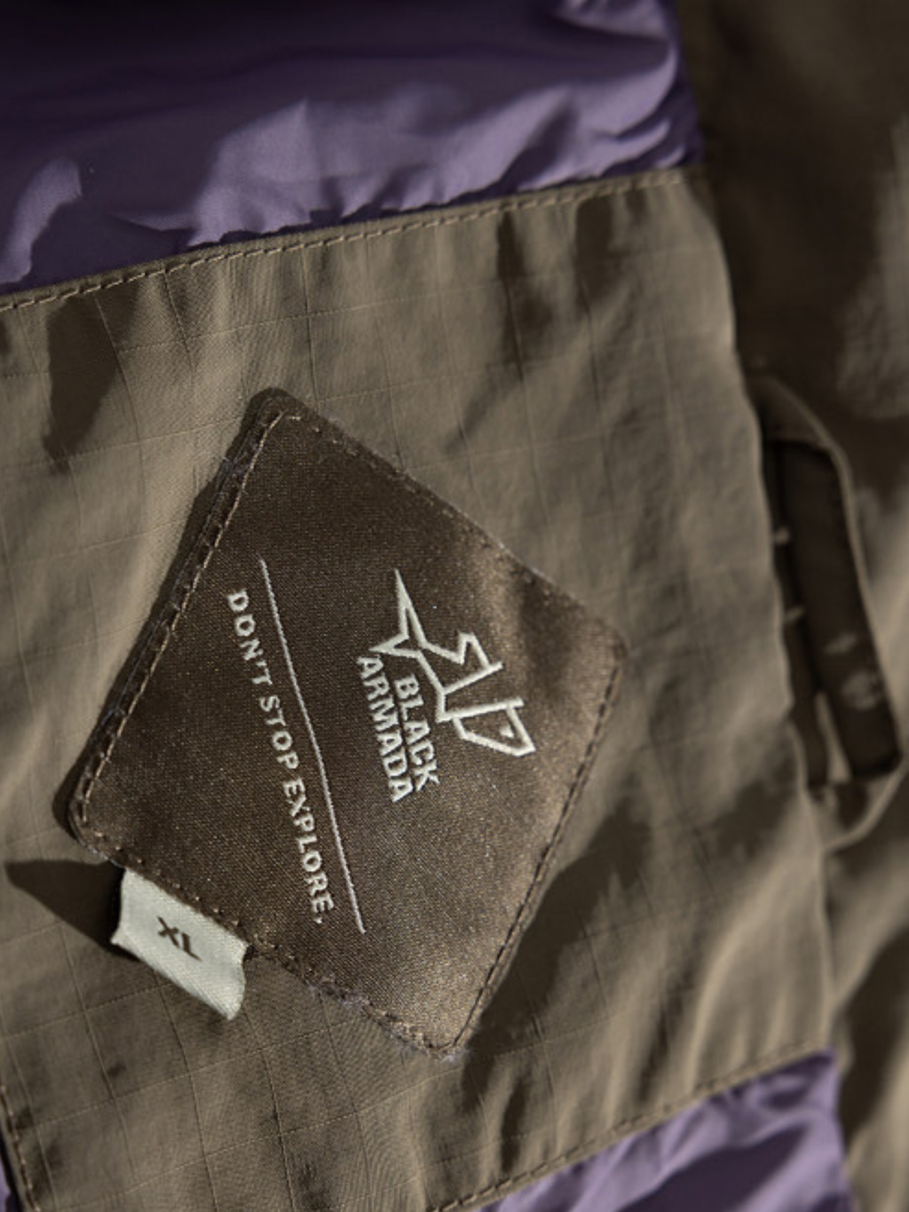 CampTarp - Water-Repellent Windproof Hiking Jacket