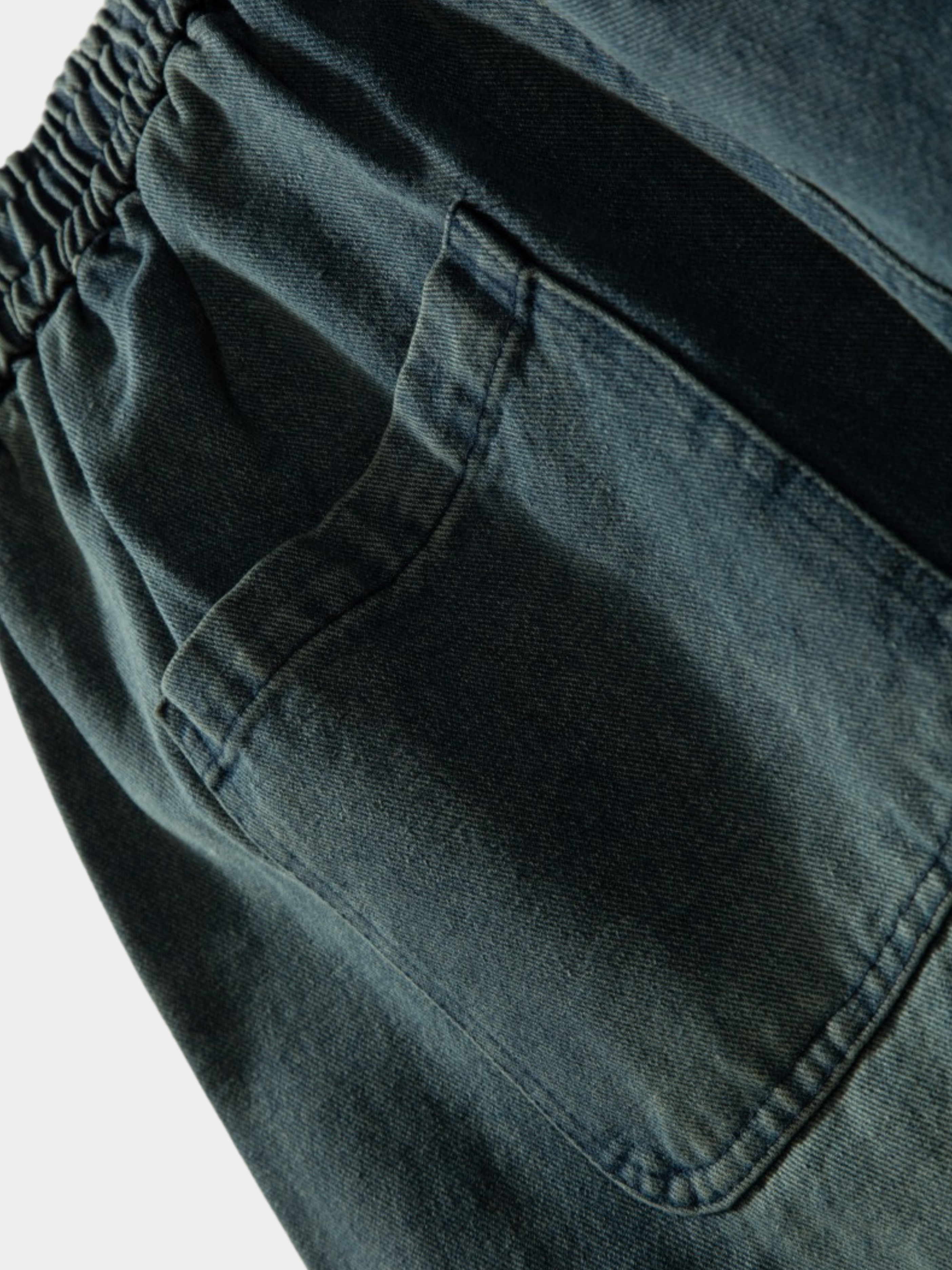 BreezyRun - Men's Washed Wrinkle-Resistant Loose Fit Jeans