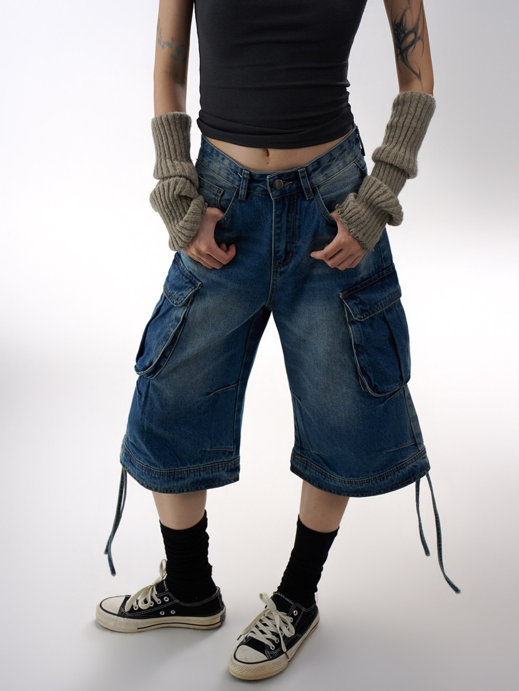BasicLine - Women's Multi-Pocket Denim Cargo Cropped Pants