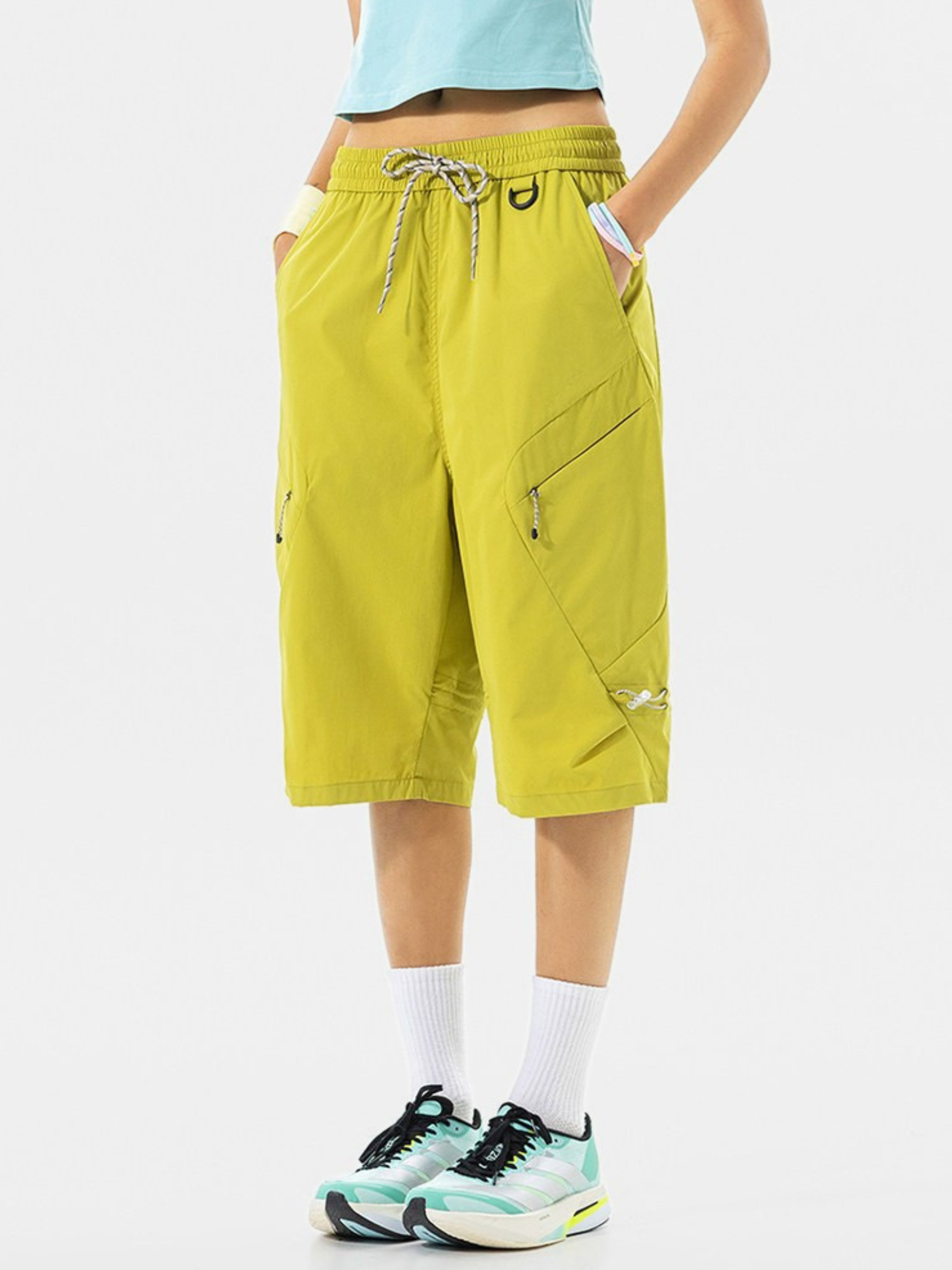 ChillGlove - Lightweight Breathable Water-Repellent Cropped Shorts