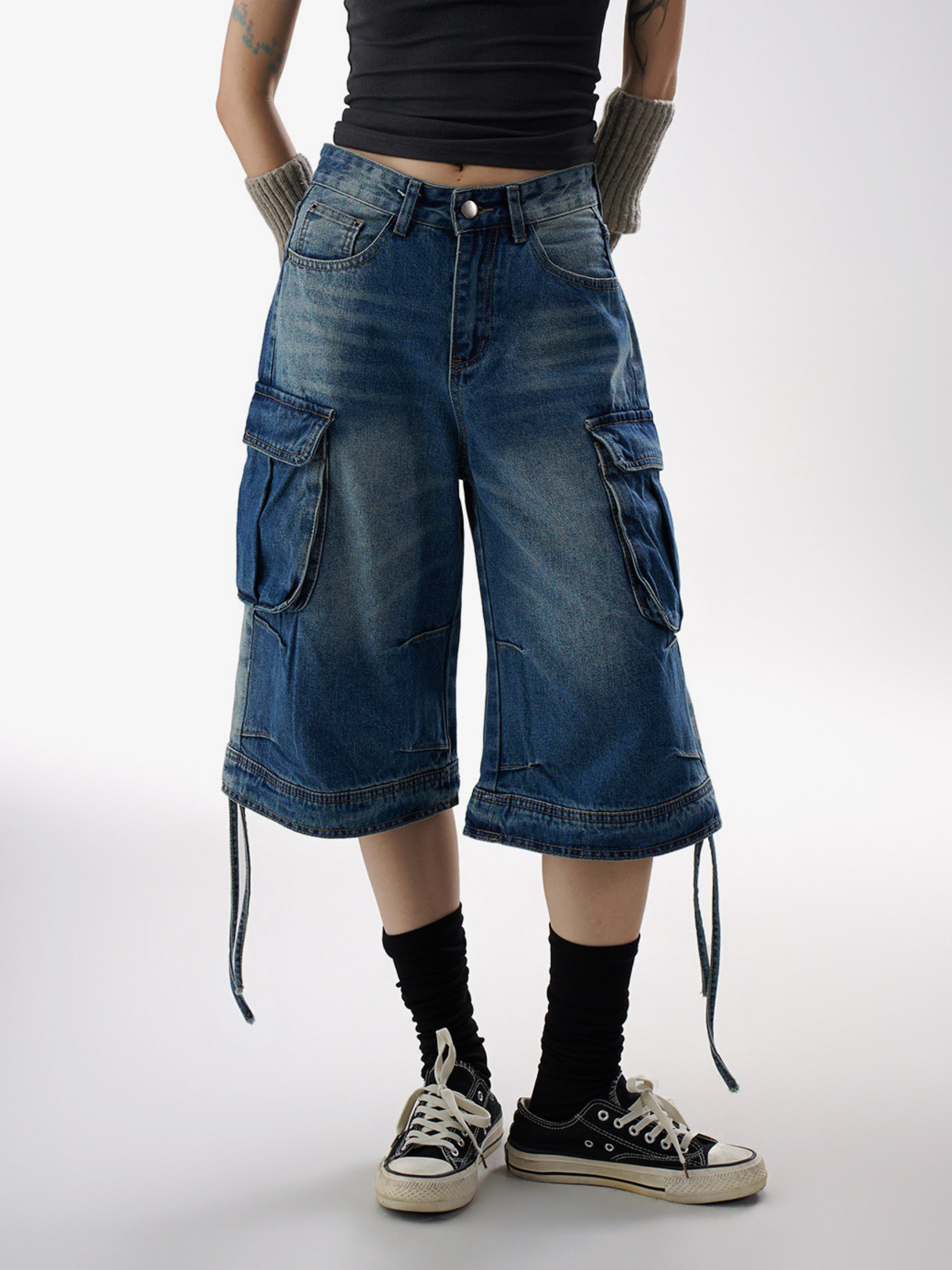 BasicLine - Women's Multi-Pocket Denim Cargo Cropped Pants