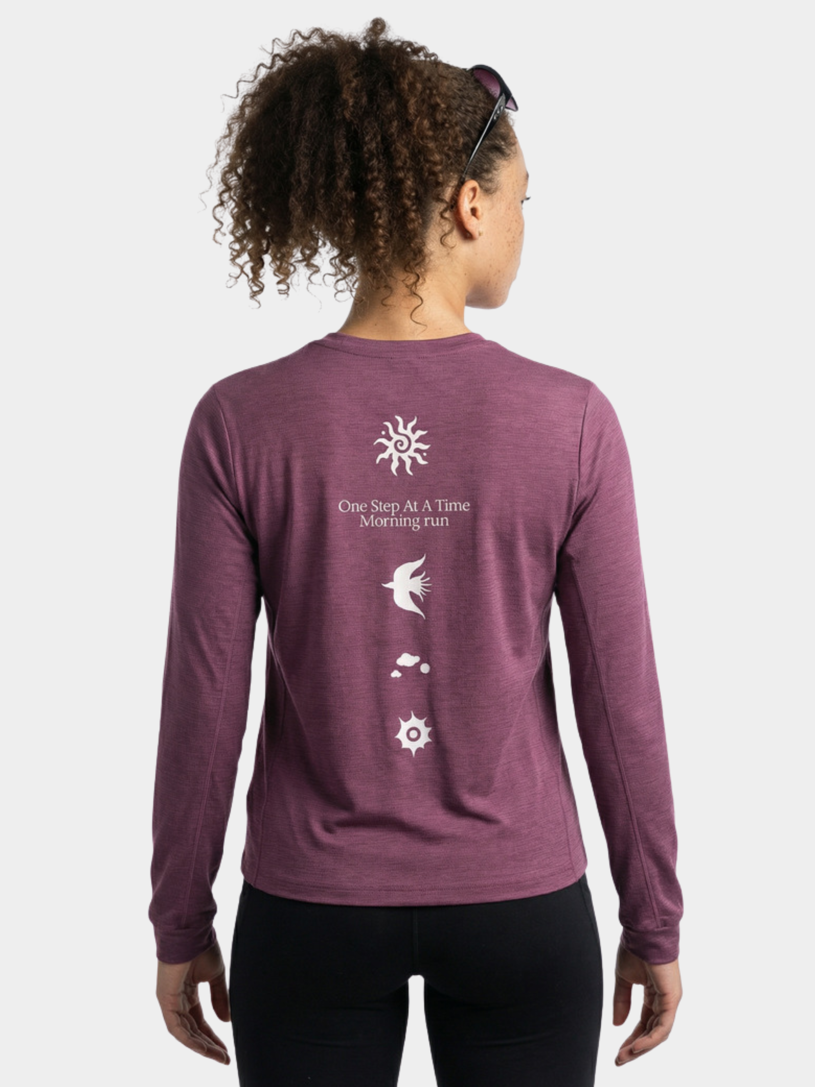 IronTote - Women's Quick-Dry Graphic Totem Long Sleeve T-Shirt