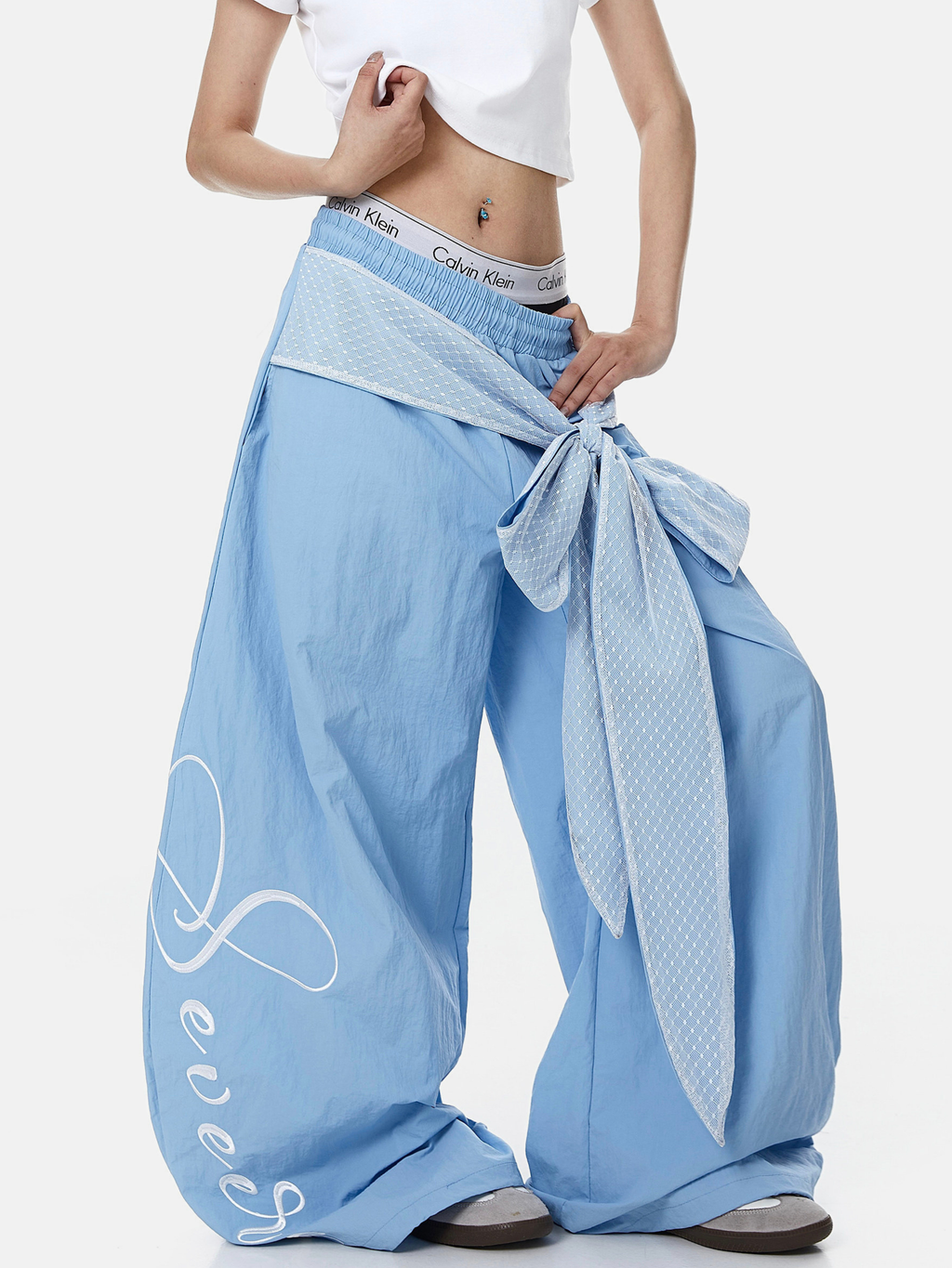 WarmSack - Women's Lace-Up Layered Curved Parachute Pants