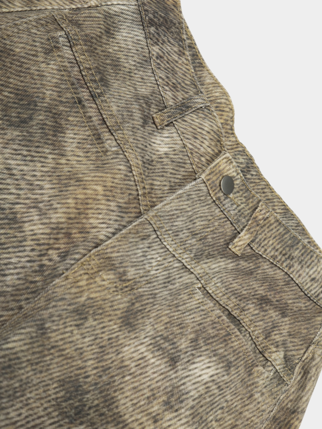 BeltSkip - Unisex 3D Printed Distressed Leopard Curved-Leg Pants