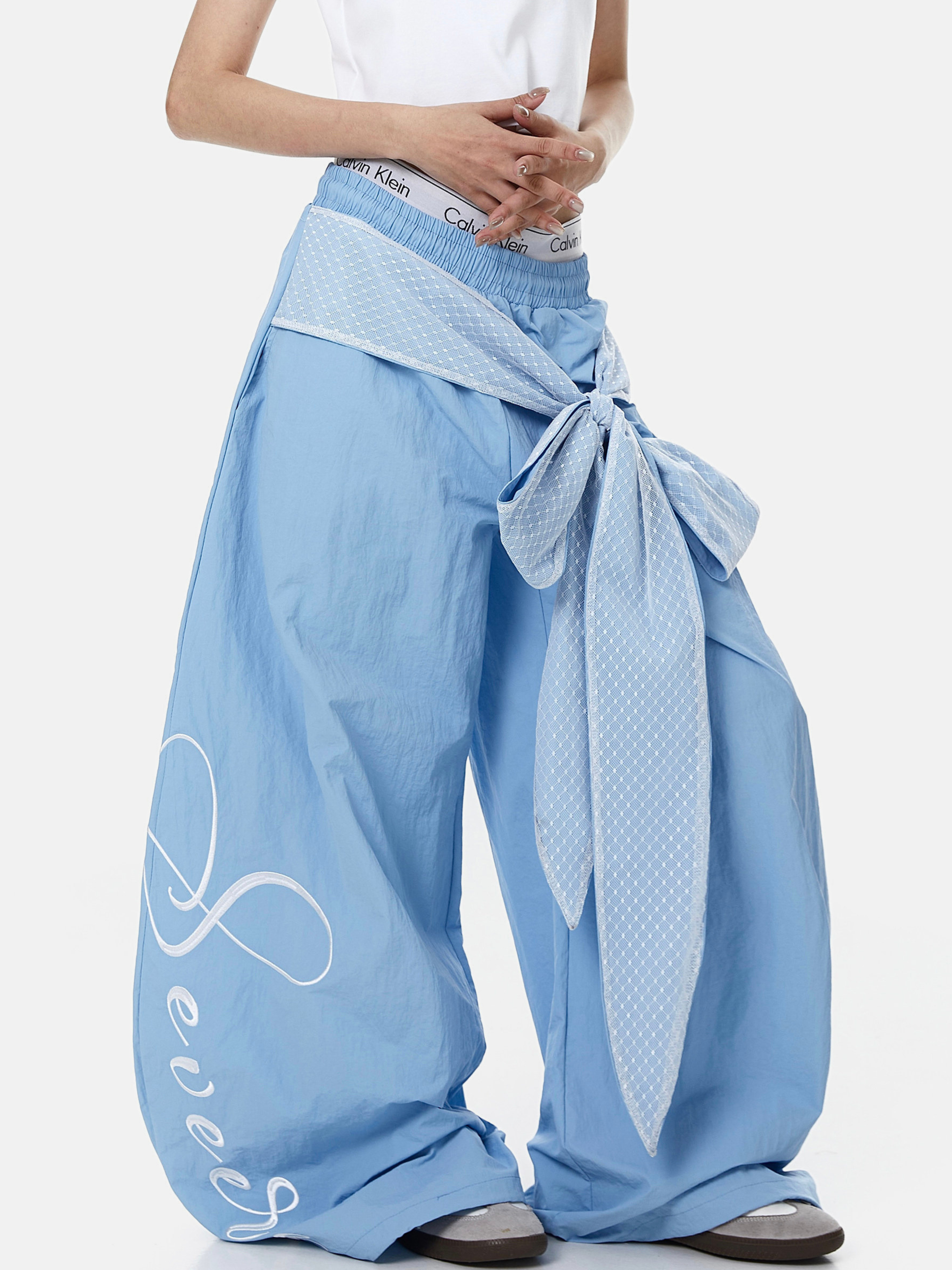 WarmSack - Women's Lace-Up Layered Curved Parachute Pants