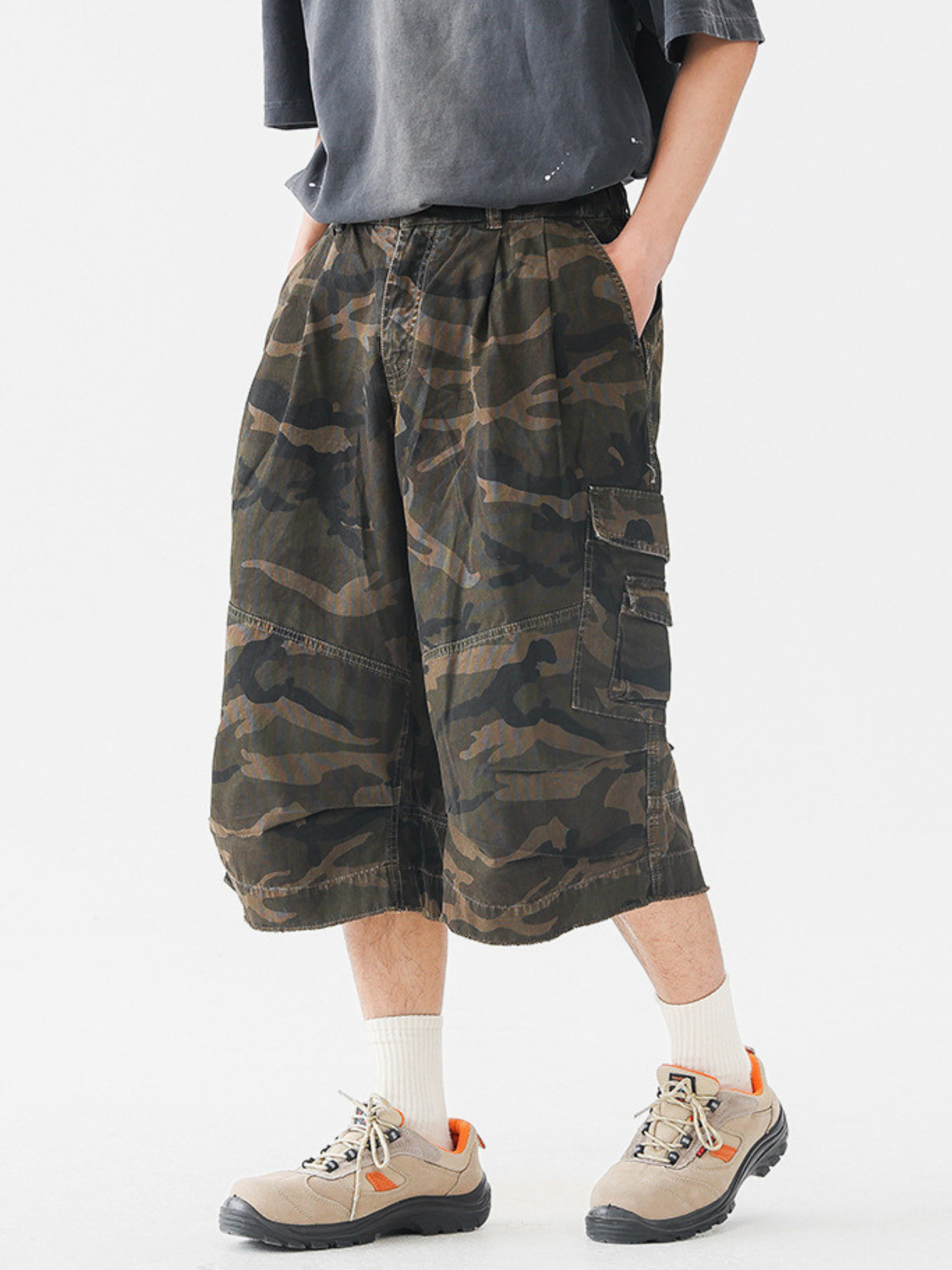 CampShell - Multi-Pocket Camouflage Relaxed Shorts
