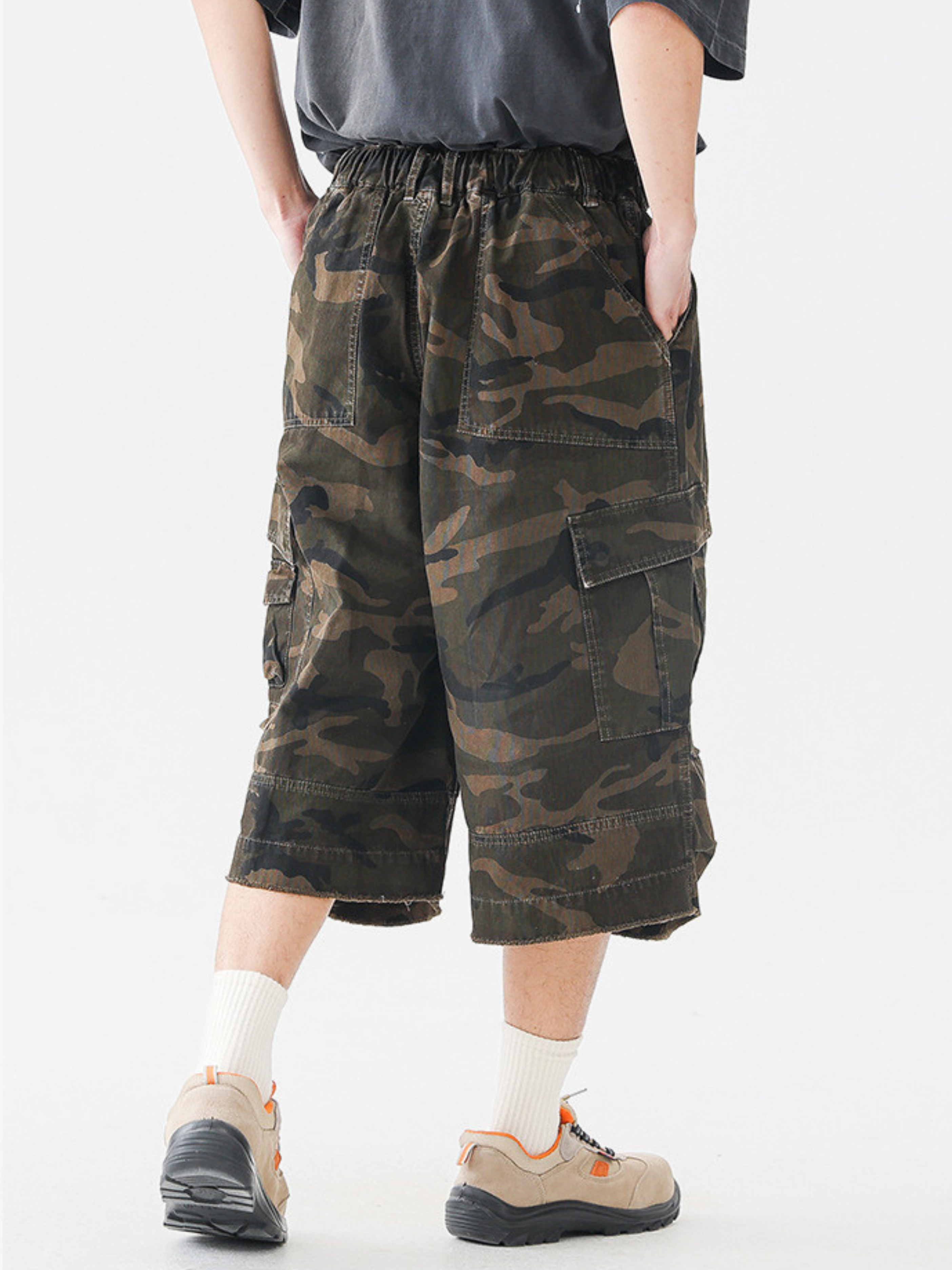 CampShell - Multi-Pocket Camouflage Relaxed Shorts