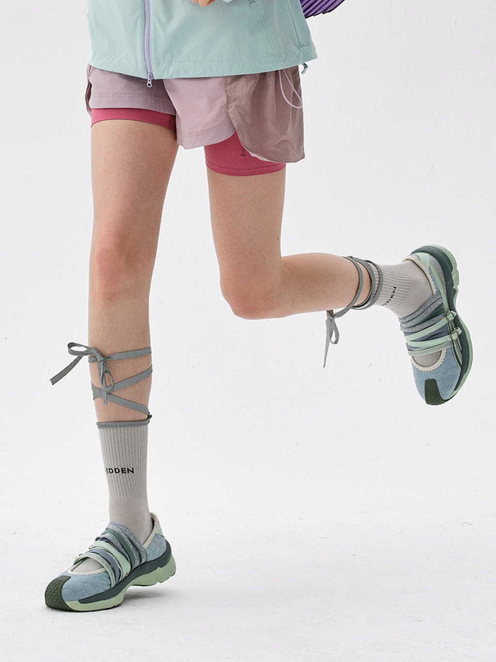 MesaRun - Reflective Cross-Strap Mid-Calf Socks