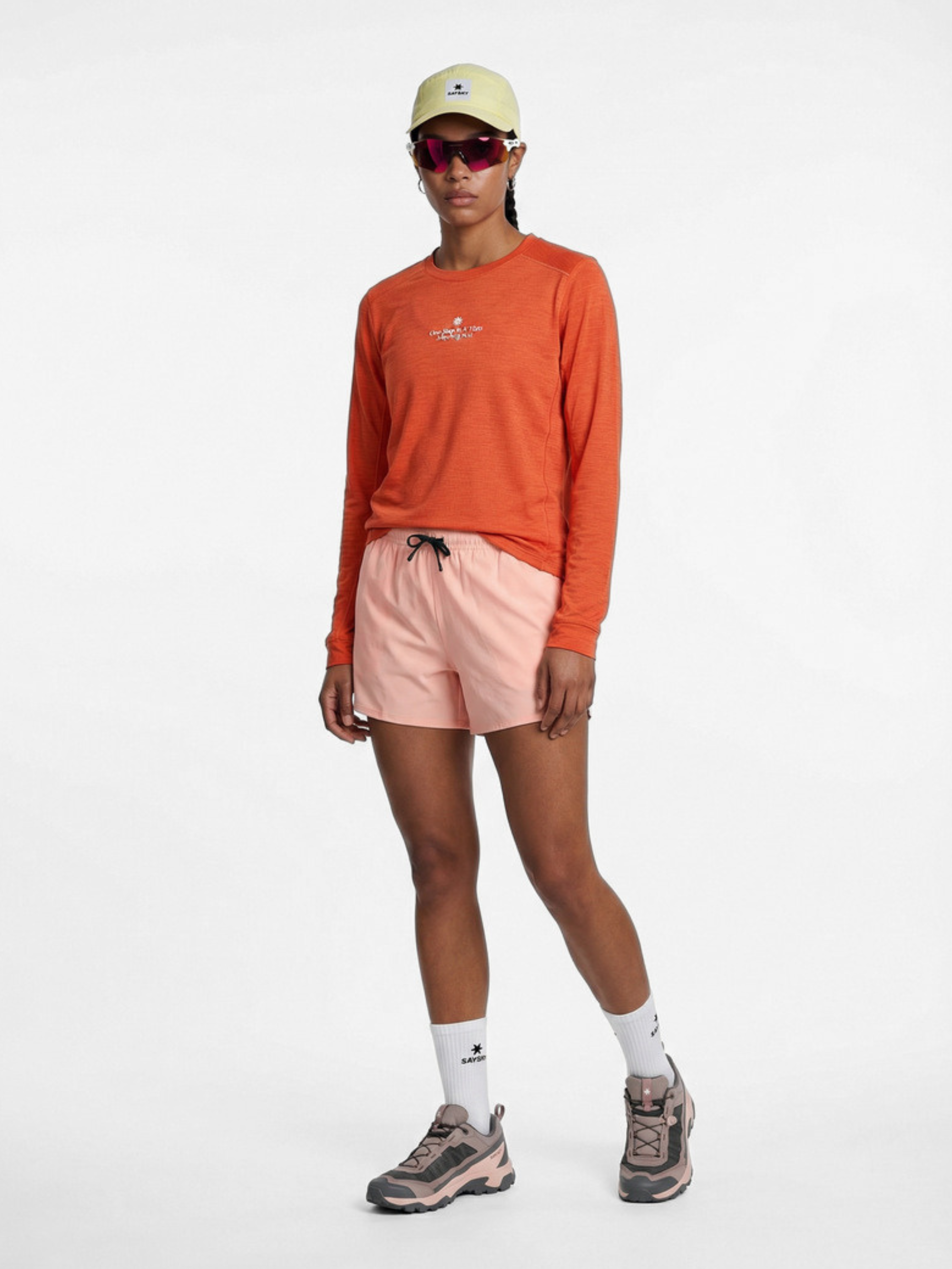IronTote - Women's Quick-Dry Graphic Totem Long Sleeve T-Shirt
