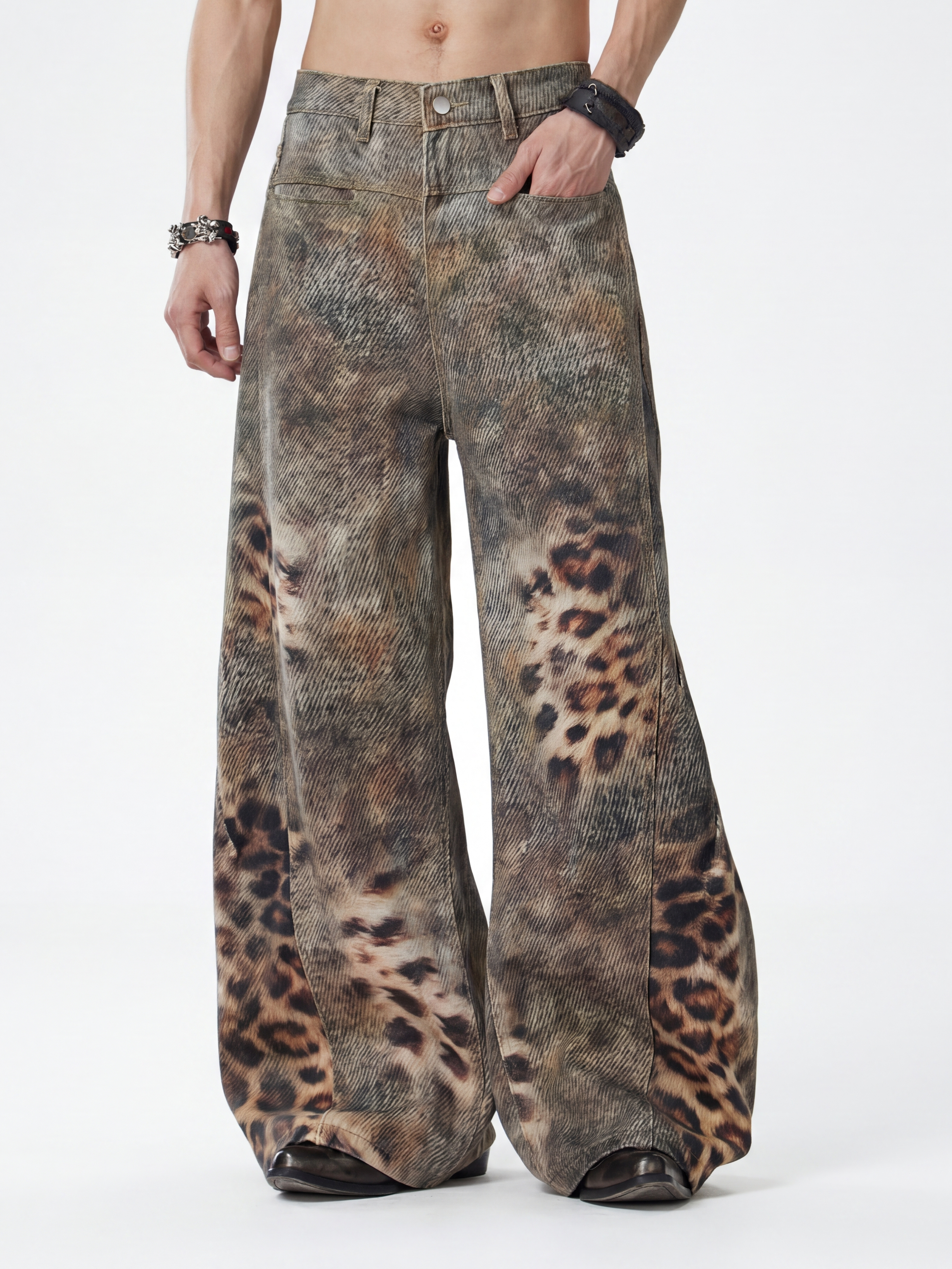 BeltSkip - Unisex 3D Printed Distressed Leopard Curved-Leg Pants