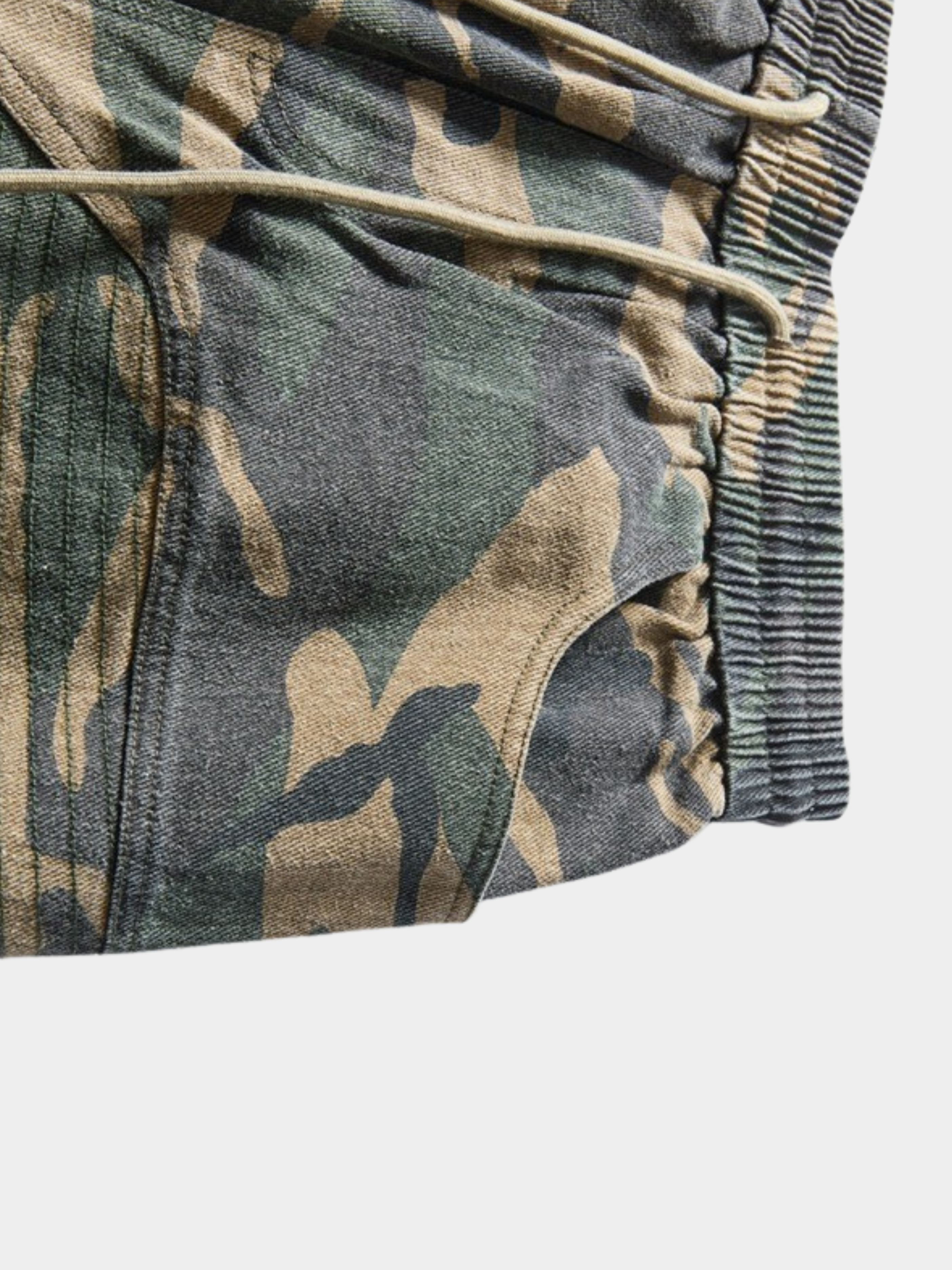 FoxCreek - Women's Washed Camo Cargo Shorts