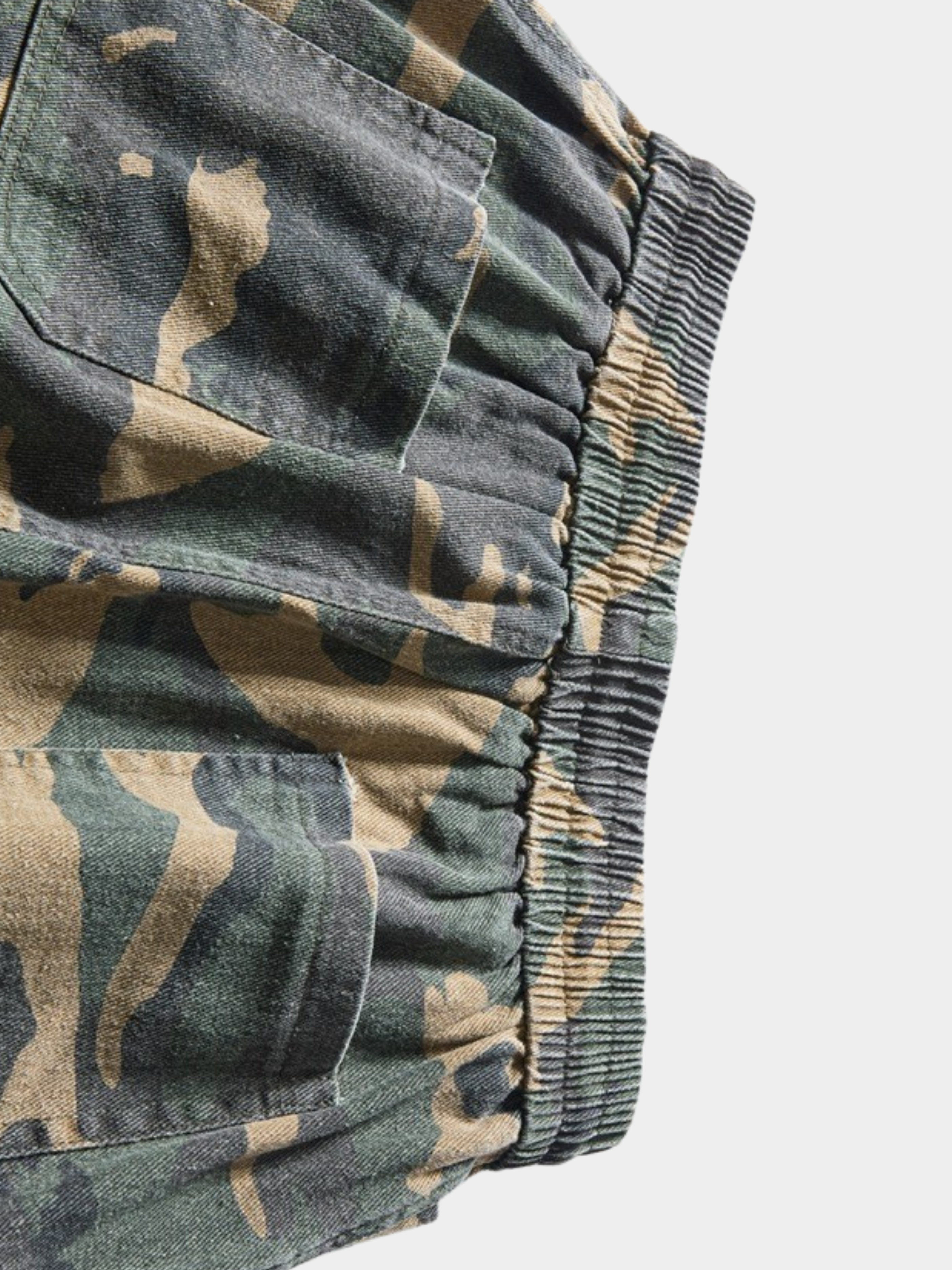 FoxCreek - Women's Washed Camo Cargo Shorts