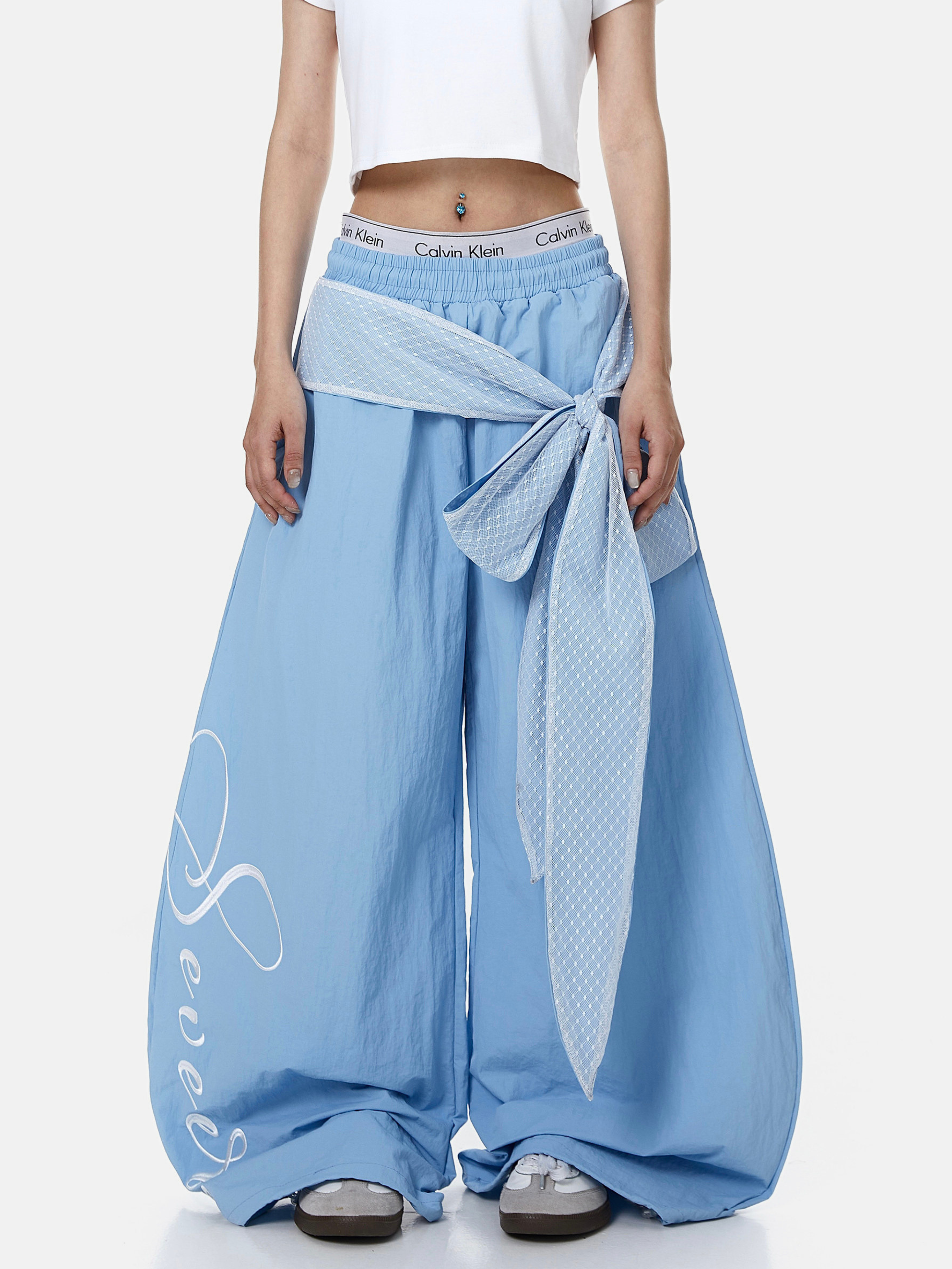 WarmSack - Women's Lace-Up Layered Curved Parachute Pants